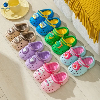 Летние детские милые сандалии для мальчиков и девочек, детская обувь с героями мультфильмов, нескользящие детские домашние пляжные тапочки для плавания Miaoyoutong