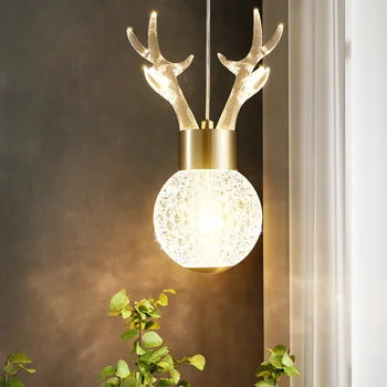 Осветите роскошную хрустальную люстру у кровати в спальне современными, простыми, креативными и персонализированными подвесными светильниками в скандинавском стиле